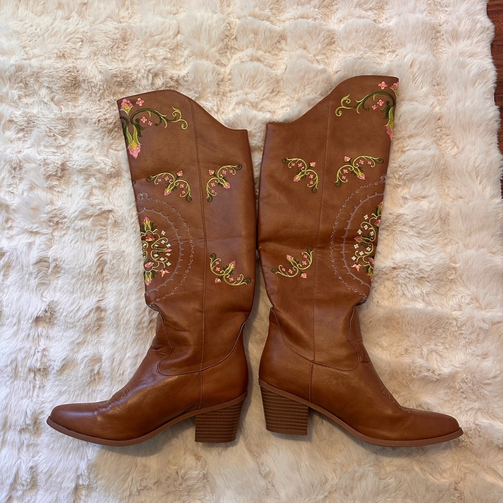 Embroidered Brown Western Knee-High Heeled Boots